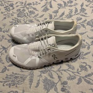 On! Cloud running shoes. Women’s size 11
